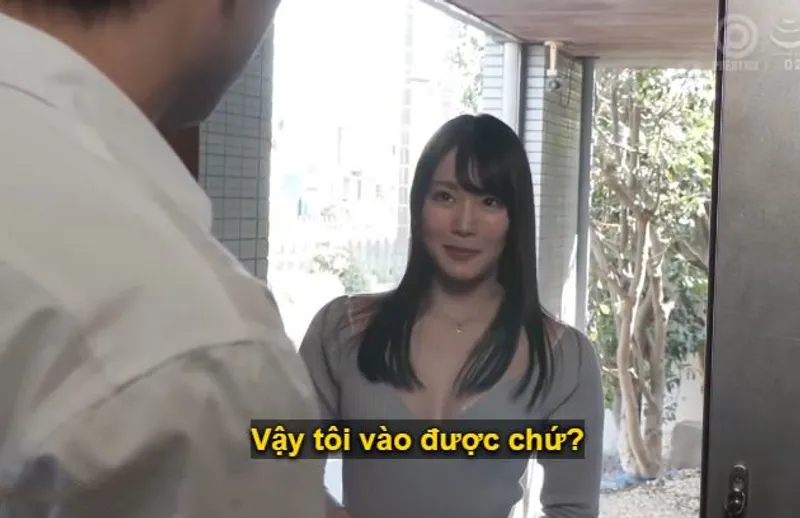 Người anh trai giàu có bị em gái xinh đẹp gần nhà, đã có chồng mới dọn về, dụ dỗ quan hệ tình dục.